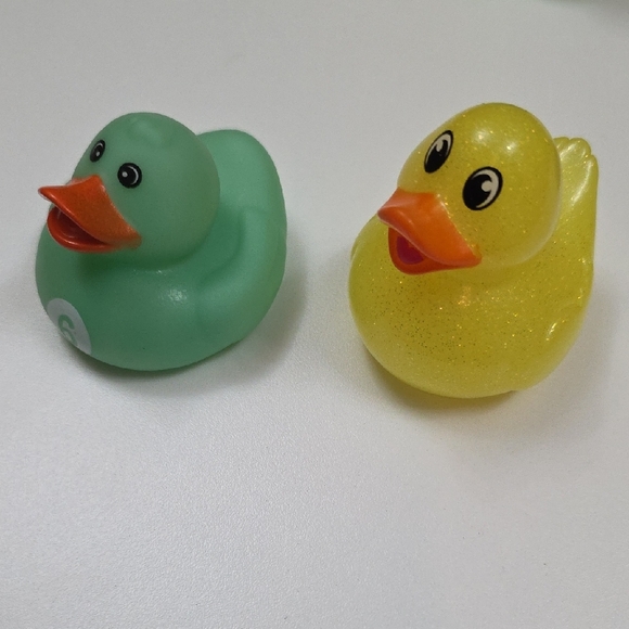 Colorful Rubber Duck Set - Picture 7 of 9
